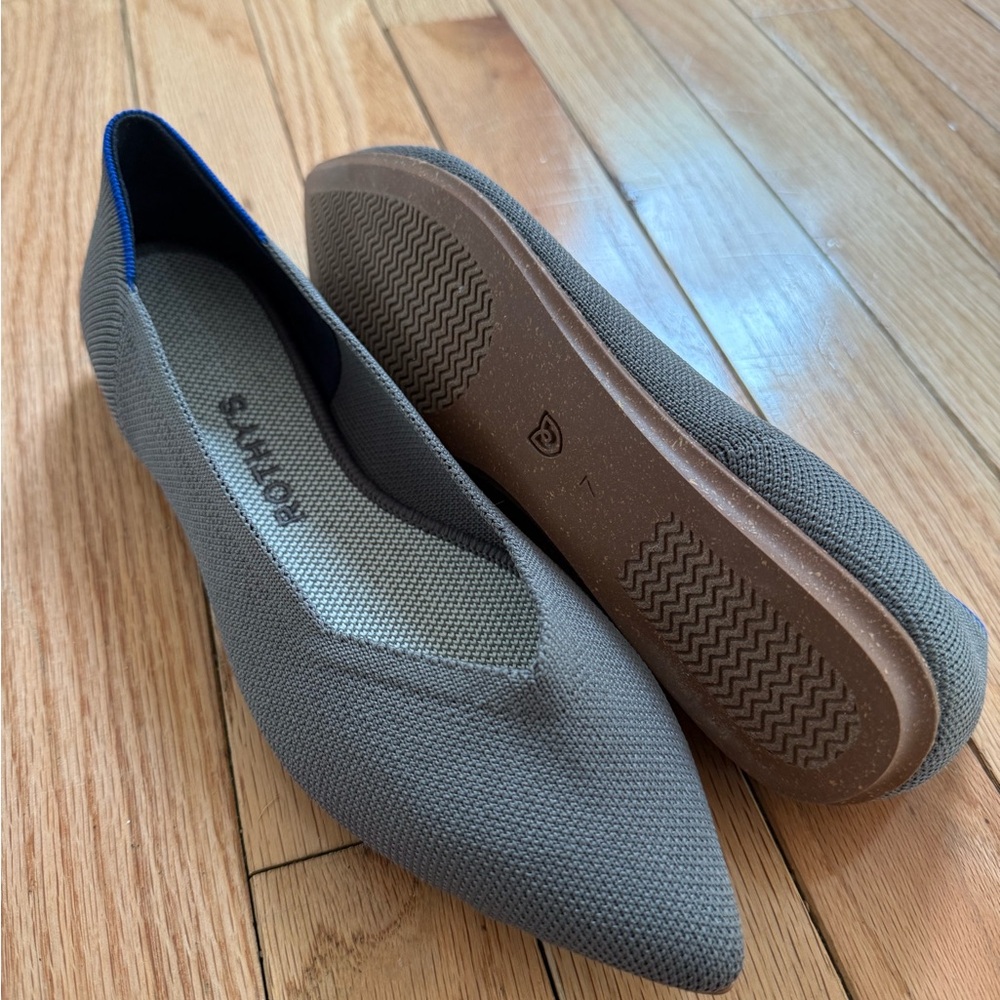 Rothy’s women’s The Point flats size 7 - new never worn